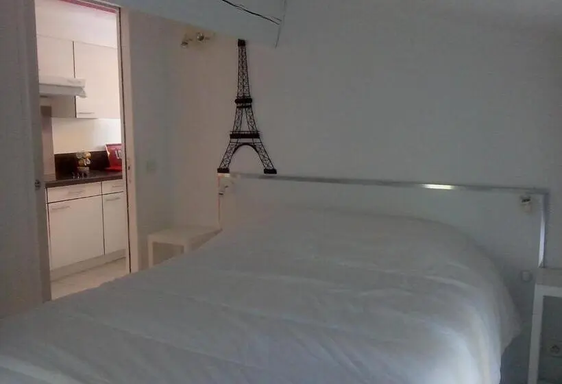 テラス付きスタンダードワンルーム, Chez Isabelle Et Guy B&b