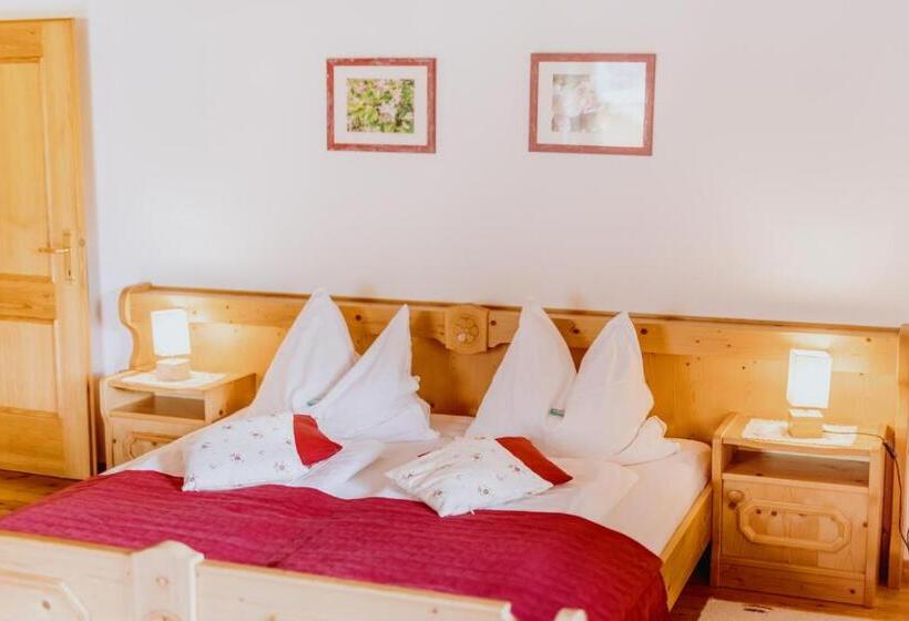 דירה בת חדר שינה 1 עם מרפסת, Bio Bauernhof Auernig