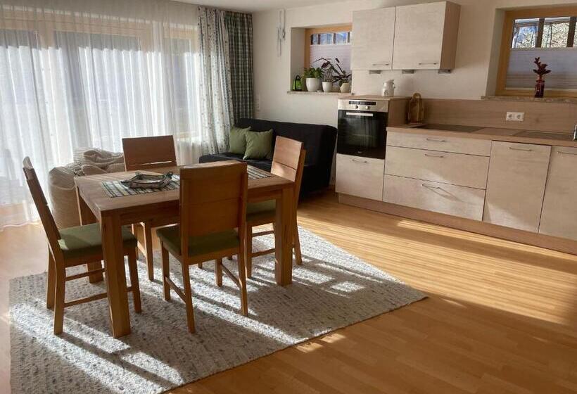 דירת חדר בקומת קרקע, Bio Bauernhof Auernig