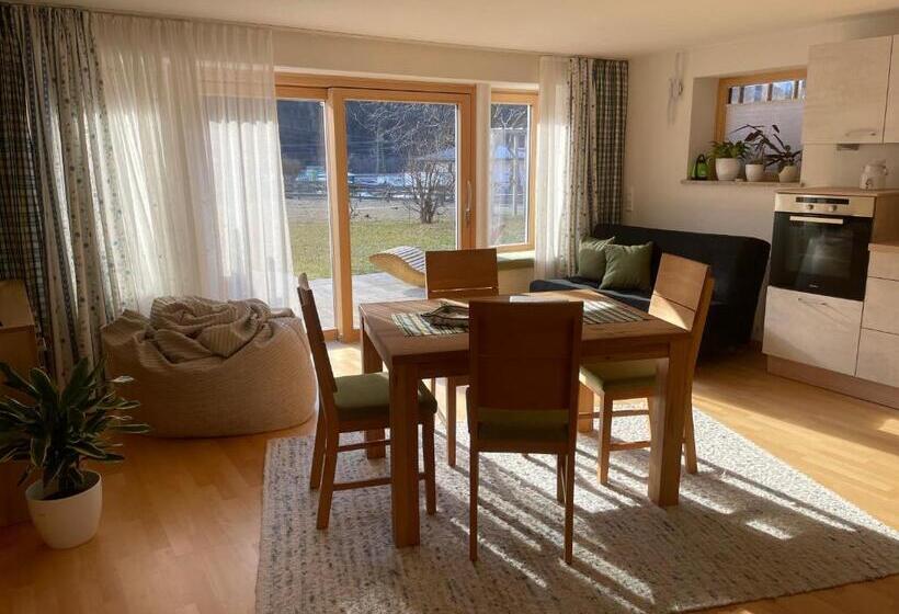 דירת חדר בקומת קרקע, Bio Bauernhof Auernig