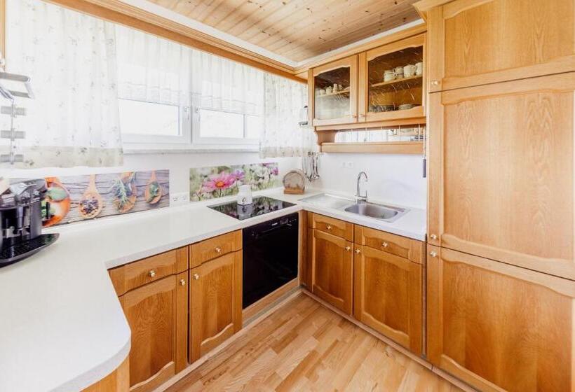 דירה בת חדר שינה 1 עם מרפסת, Bio Bauernhof Auernig