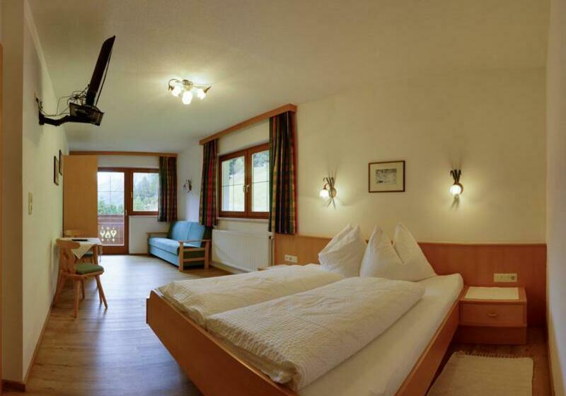 1 Bedroom Apartment with Balcony, Doadlerhof