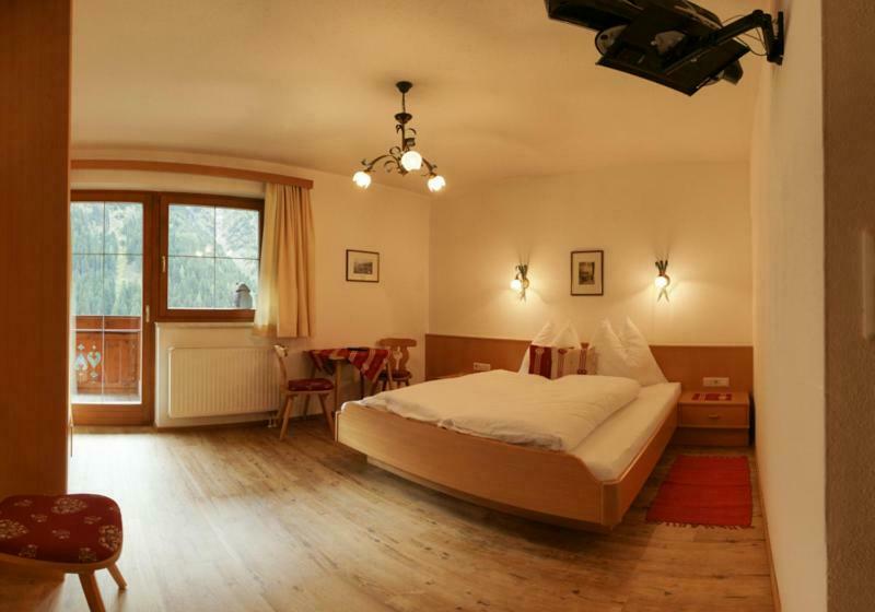 1 Bedroom Apartment with Balcony, Doadlerhof