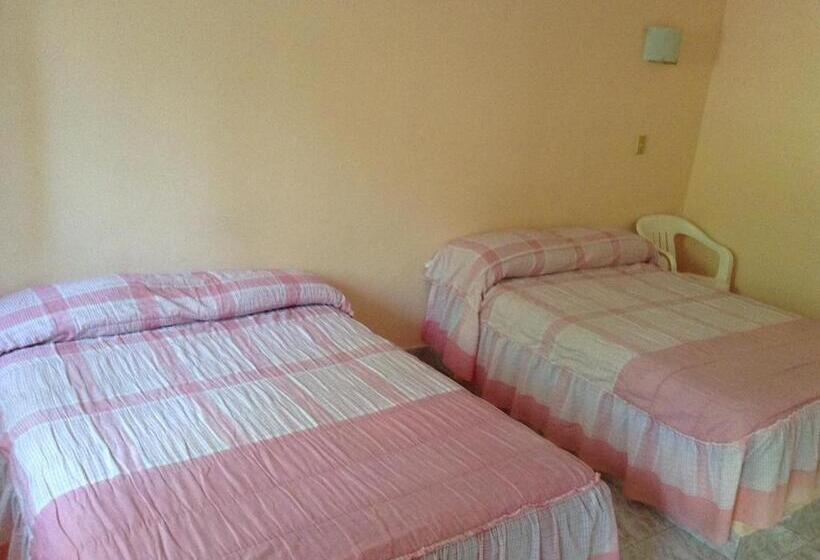 四人标准间, Tecozautla