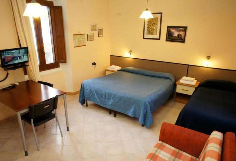 غرفة أساسية ثلاثية, Bed And Breakfast L Annunziata
