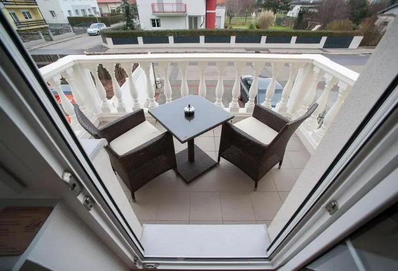 Comfort room with balcony, Villa Katharina
