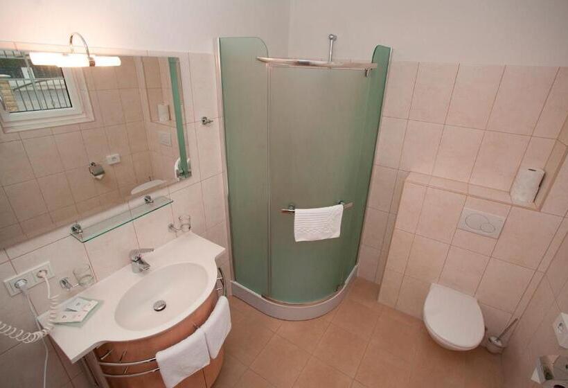 Comfort room with balcony, Villa Katharina