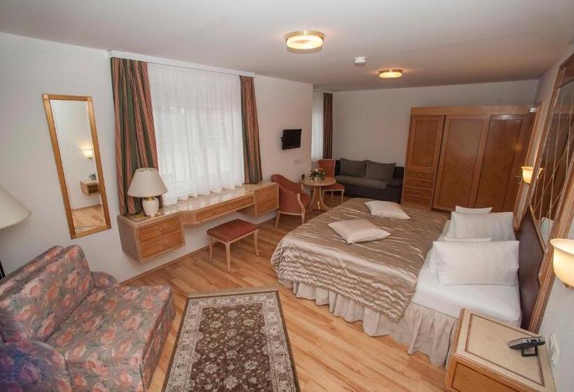 带阳台的豪华间, Villa Katharina