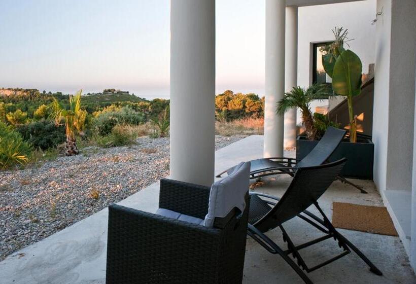 Номер Стандарт с Террасой, Villa Les Restanques