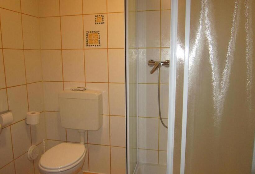 غرفة قياسية, Haus Jochum