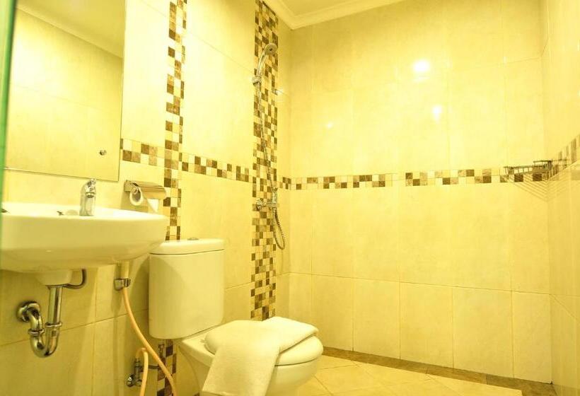 חדר דלוקס, G Hotel Pontianak