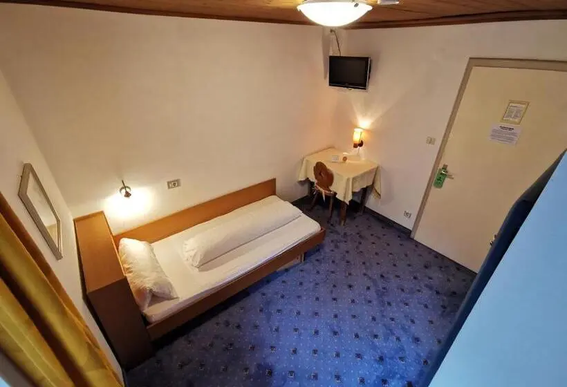 اتاق استاندارد یک نفره, Active B&b Prairerhof