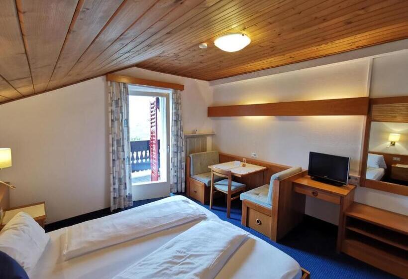 غرفة قياسية ذات إطلالة بانورامية, Active B&b Prairerhof