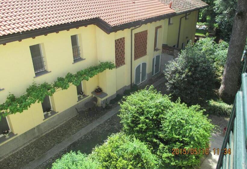 Номер Стандарт Трехместный, Villa Cantoni