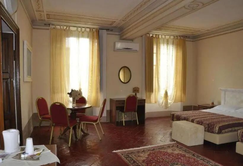 ハイドロマッサージバス付きスイート, Villa Cantoni