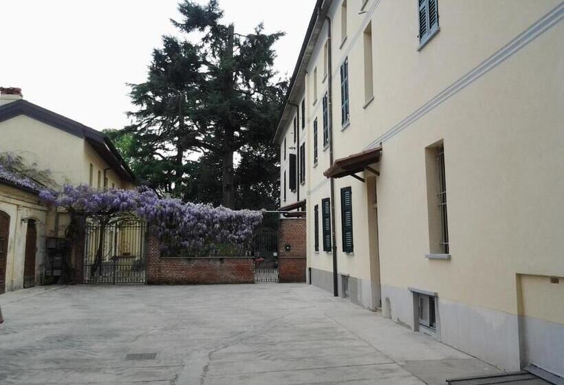 자쿠지 스위트, Villa Cantoni