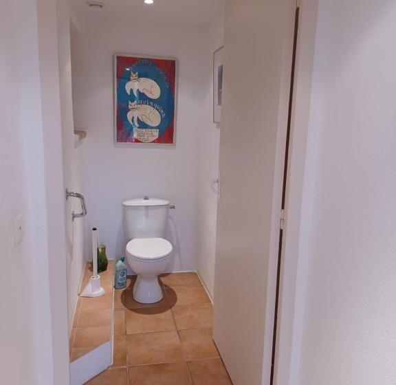 דירת חדר בקומת קרקע, La Radassière