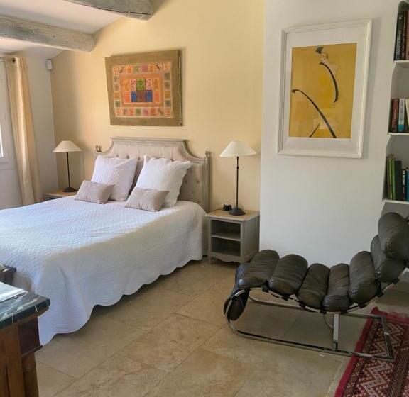 スイート, Villa Des Roses