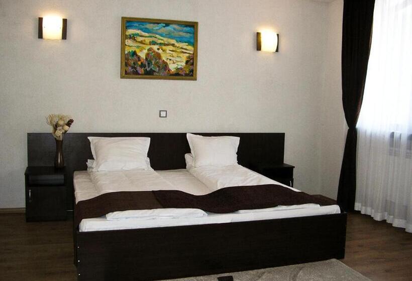 غرفة قياسية, Melnik