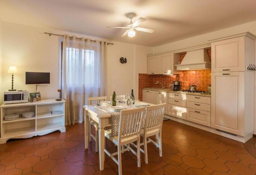 Апартаменты 1 Спальня Вид на Бассейн, Agriturismo Villa Beatrice