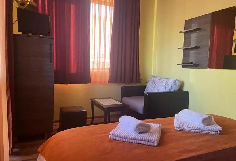 スタンダードルーム, Asya Guest House
