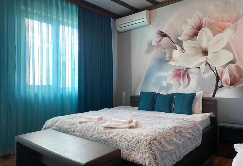 اتاق استاندارد سه تخته با بالکن, Asya Guest House