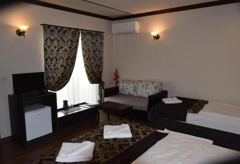 スタンダードトリプルルーム, Asya Guest House
