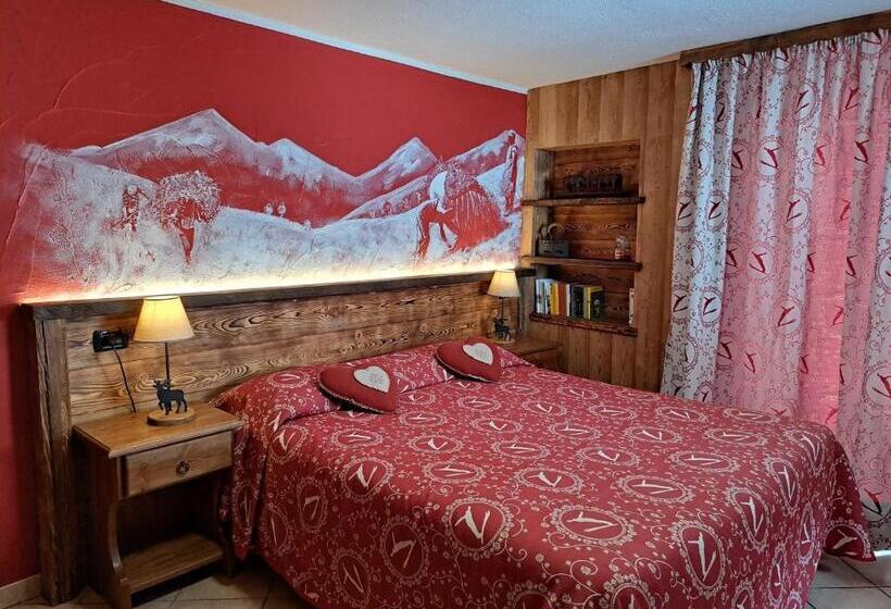 Quarto Estandar Vista Montanha, L Abreny