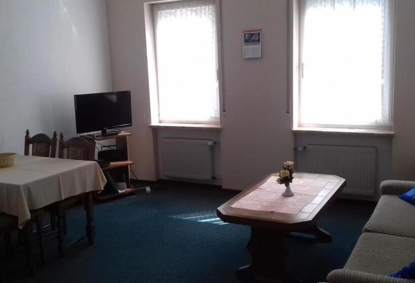 低层单卧公寓, Ferienwohnung Viktoria