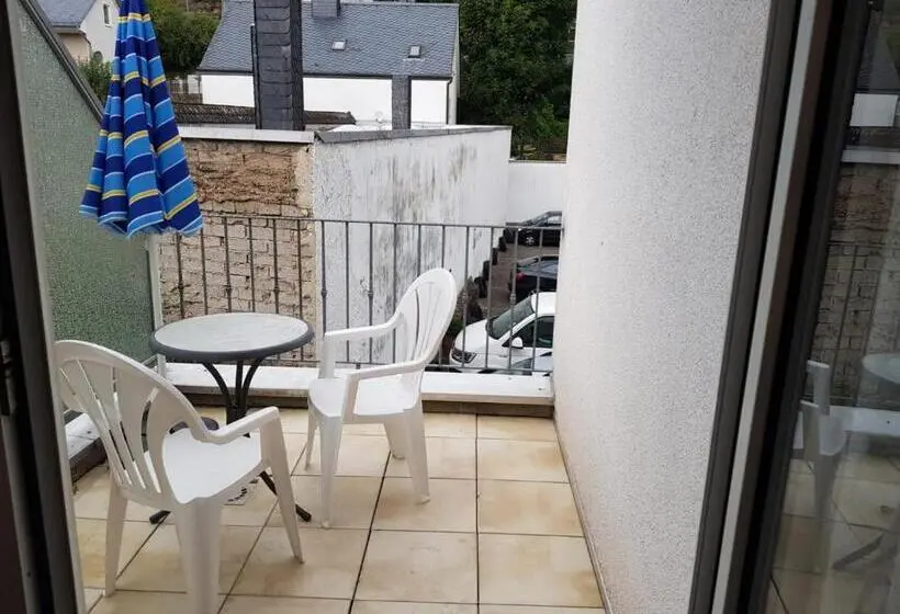 バルコニー付き１ベッドルームアパートメント, Ferienwohnung Viktoria
