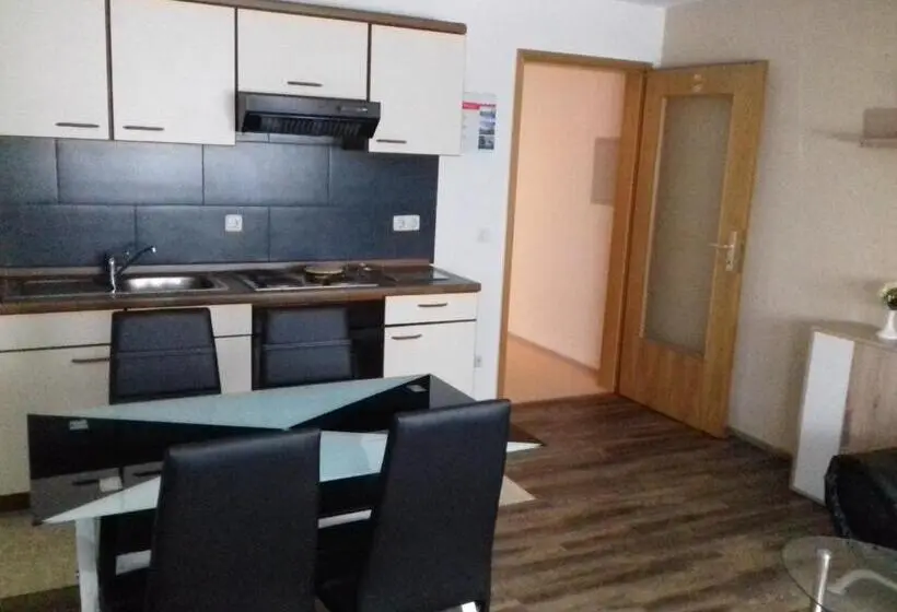 １ベッドルームアパートメント, Ferienwohnung Viktoria