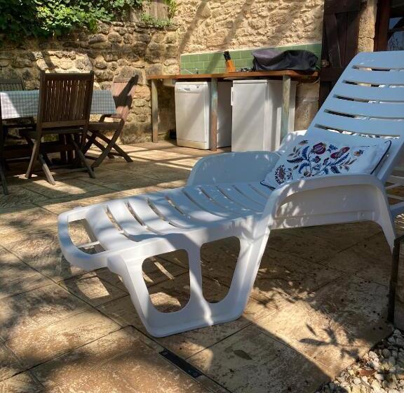 דירת שלושה חדרים, Le Chevrefeuille Chambres D Hotes Et Gîtes De Charme