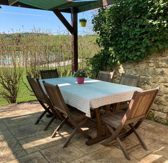 דירת שלושה חדרים, Le Chevrefeuille Chambres D Hotes Et Gîtes De Charme