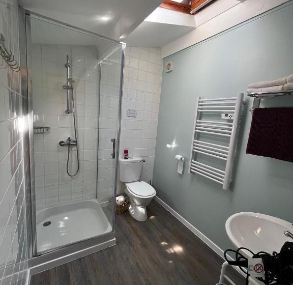 דירת שלושה חדרים, Le Chevrefeuille Chambres D Hotes Et Gîtes De Charme