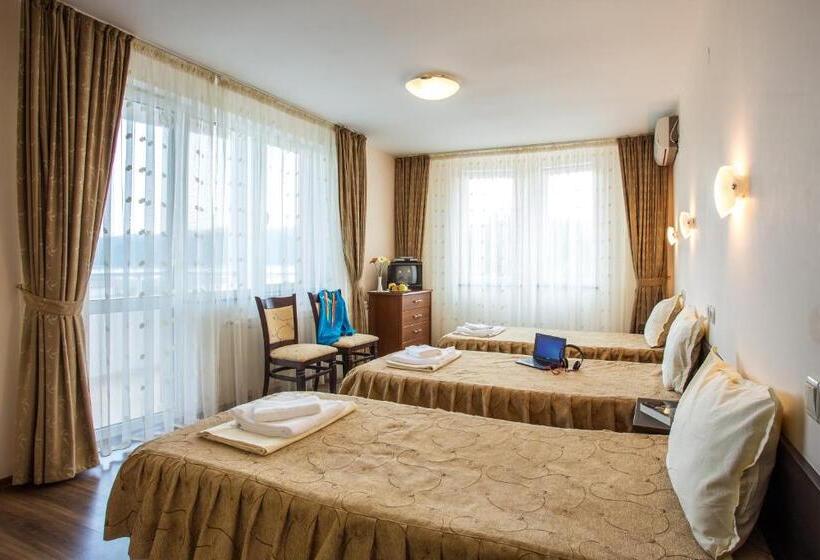 スタンダードトリプルルーム, Family Hotel Saint Konstantin