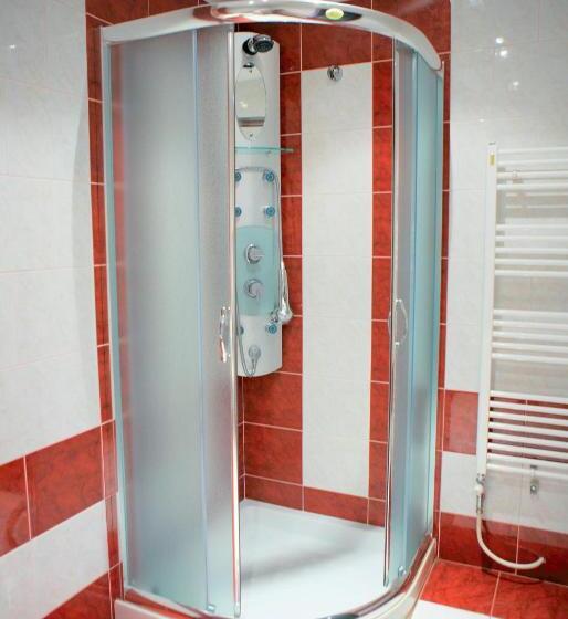 スイート, Elli Greco