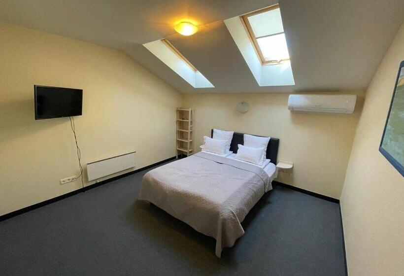 آپارتمان 1 خوابه با تراس, Nidos Kempingas