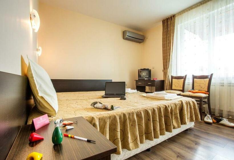 スタンダードルーム, Family Hotel Saint Konstantin