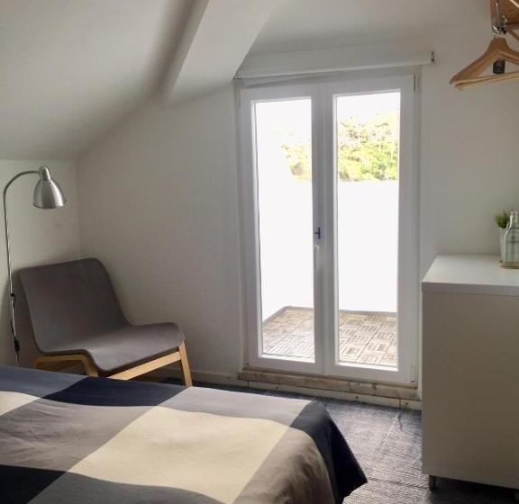 Семейный Номер Вид на Море, Homemoel Local Accomodation Al