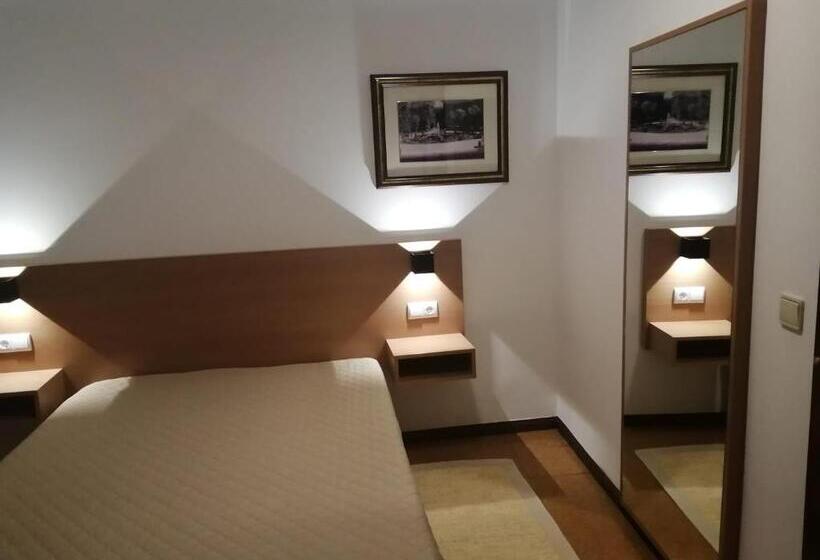 Номер Стандарт, Restaurante E Residencial O Resineiro