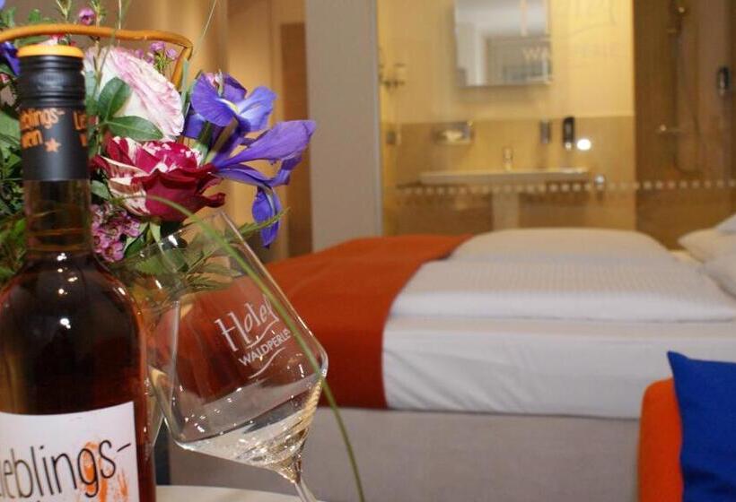 패밀리 룸, Waldperle