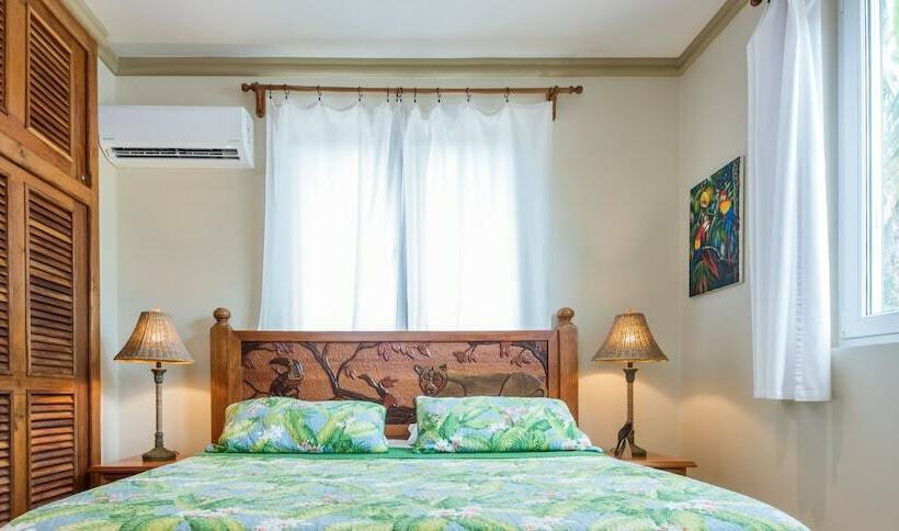 Вилла 3 Спальни, Belizean Cove Estates