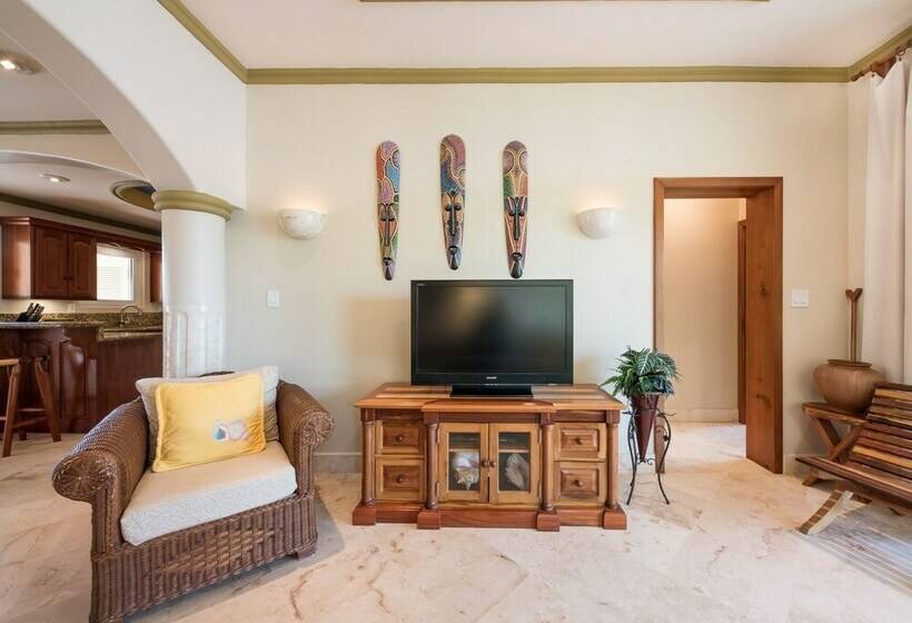 Вилла 3 Спальни, Belizean Cove Estates
