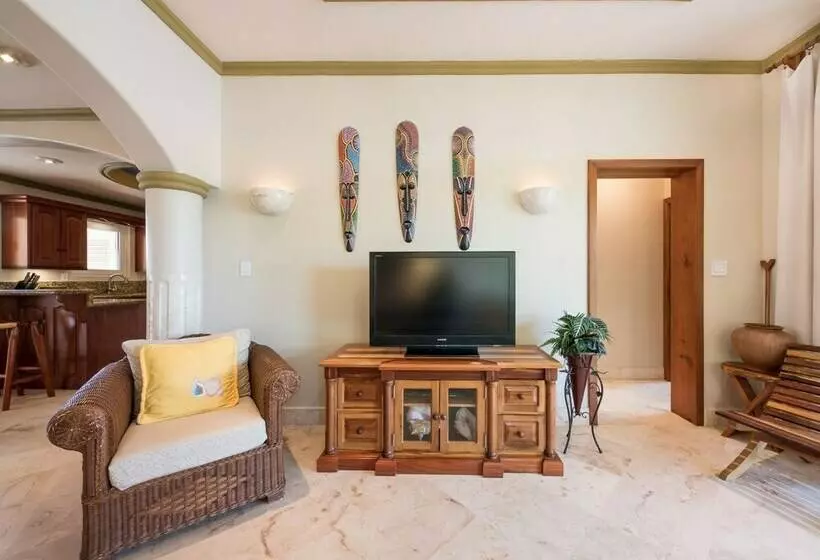 ویلای 3 خوابه, Belizean Cove Estates