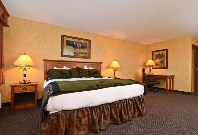 キングサイズベッドのデラックスルーム, Best Western Plus Kelly Inn And Suites