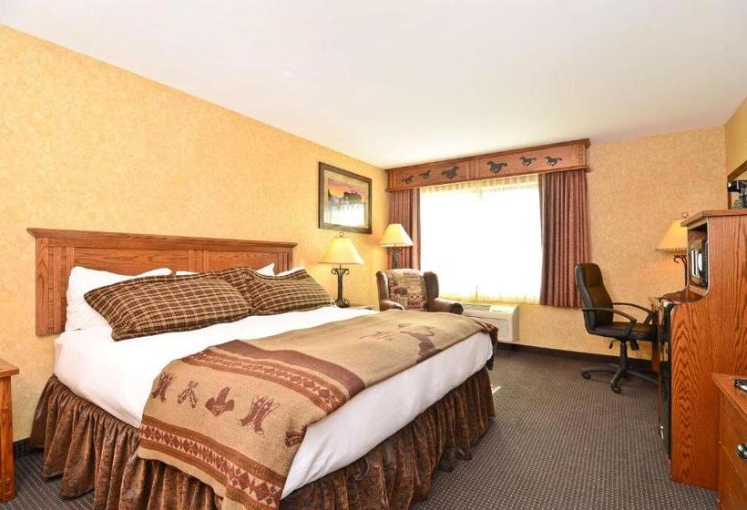 适合残疾人士使用的带超级大床的标准间, Best Western Plus Kelly Inn And Suites
