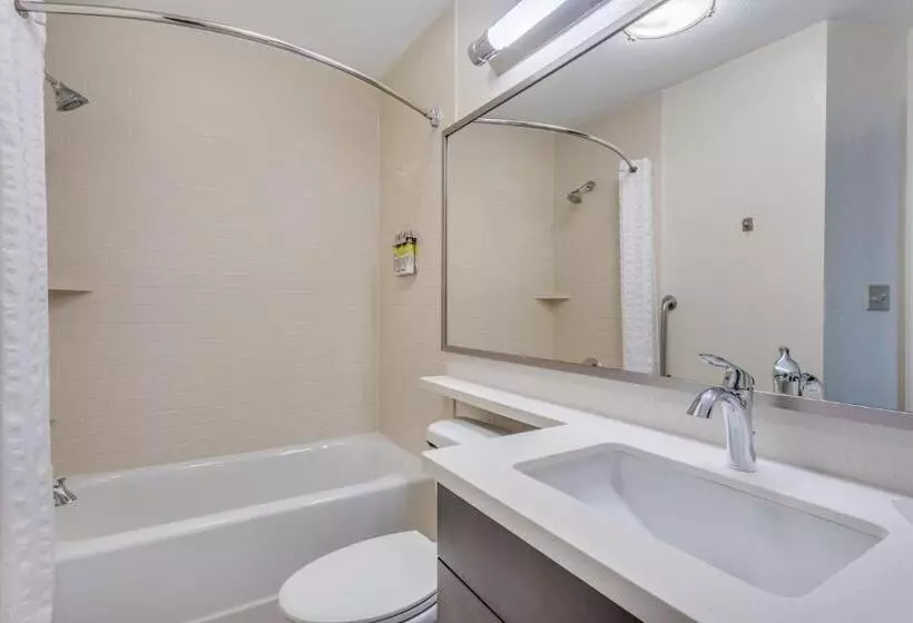 スイート, Candlewood Suites Secaucus, An Ihg