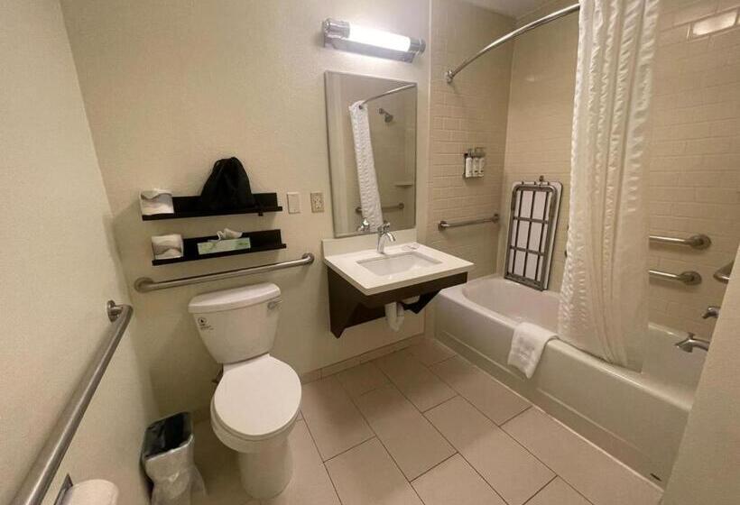 Студия Стандарт, Candlewood Suites Secaucus, An Ihg