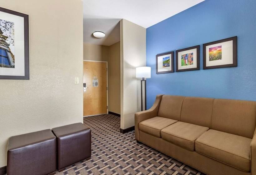 جناح, Comfort Suites