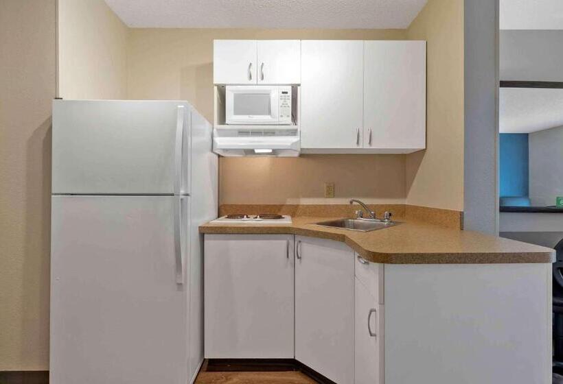 带大床的标准工作室, Extended Stay America Suites  Washington, D.c.  Centreville  Manassas